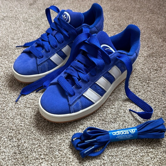 adidas Campus Suede Sneakers in Blue & White - Picture 4 of 7